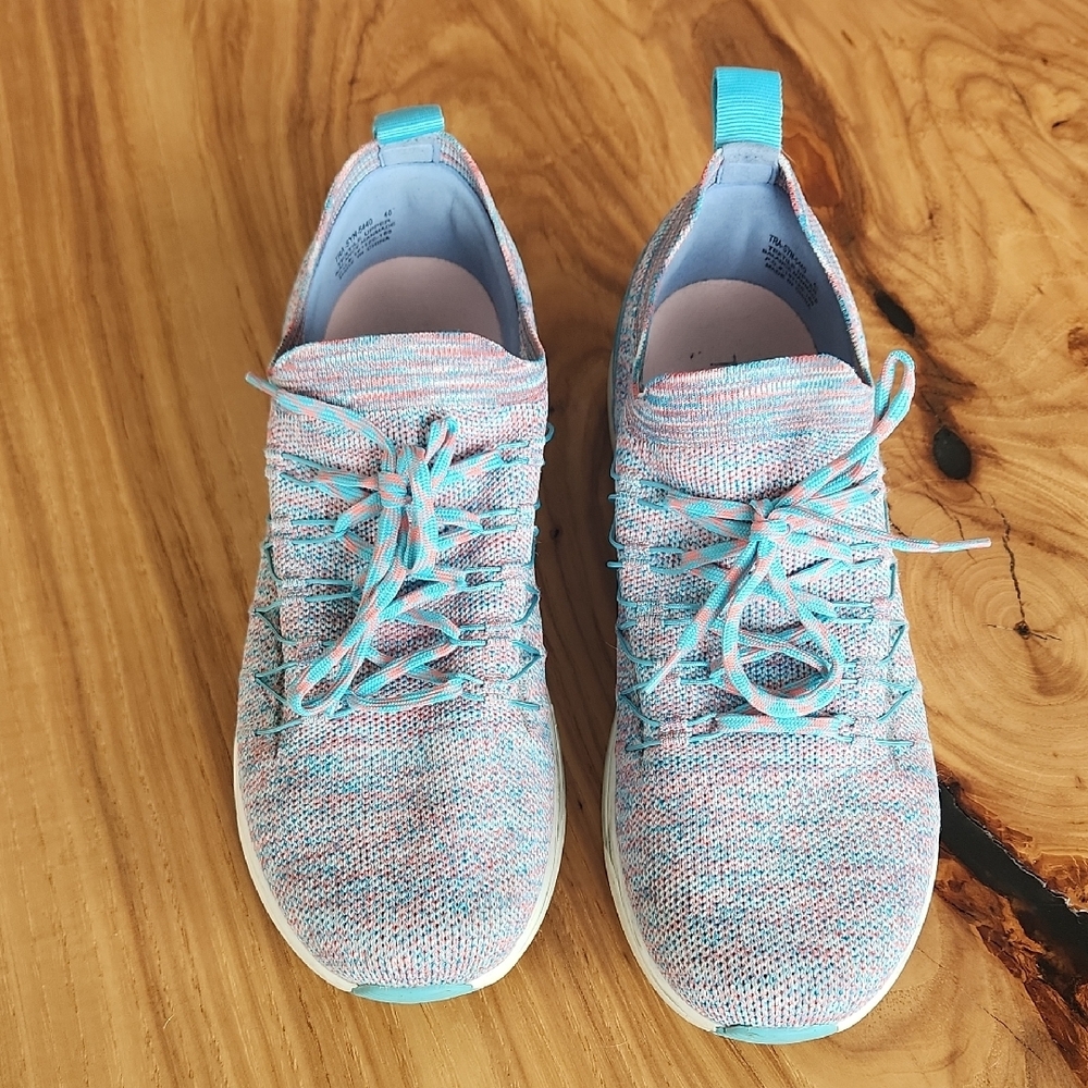 TRAQ Multicolor Knit Sneakers